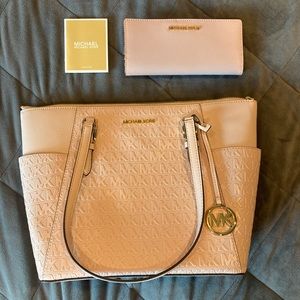 Brand New MICHAEL KORS Purse and Wallet